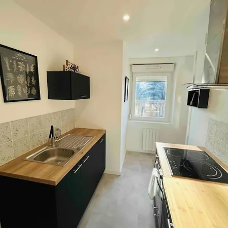 La Chambre De Jaures Centre-ville Calme Apartment Reims